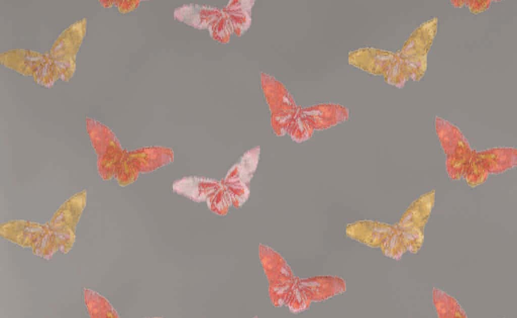 Luftig und leicht präsentiert sich der Stoff PAPILLON. Er begeistert durch eine wunderbare Farbigkeit. Feine Schmetterlinge, die durch Scherli-Technik entstehen, schweben über den texturierten Polyesterorganza. Elegant und fein wirkt das Kolorit in verschiedenen creme-beige Nuancen.